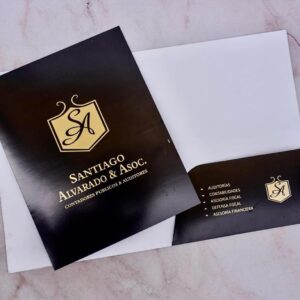 CARPETA CON PESTAÑA tamaño oficio 2 colores