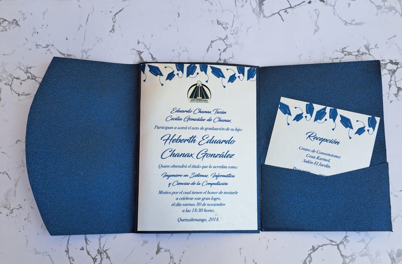 INVITACION TRIPLE CL Graduación - Imagen 3